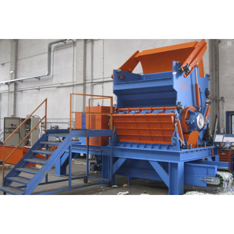 1 hřídelový drtič 1x75kW or 1x90kW, elektrický pohon, kapacita  do 