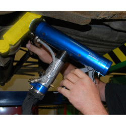Suction of silencer oil