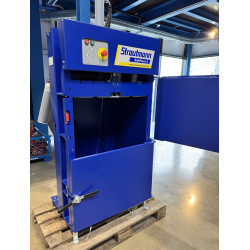 BP4 lis na papír a folii vázání páskou