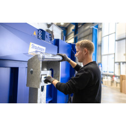 JLB Jumbo-Poloautomatický lis, násypka, pl. z rampy, QuickLink,1R