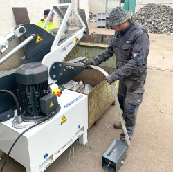 Aligátorové nůžky 7,5kW / 600mm čelisti